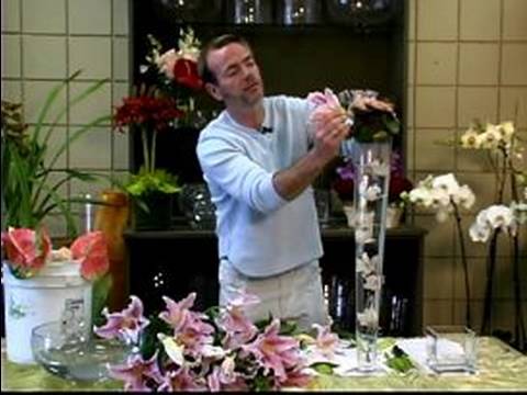 How to Make a Wedding Flower Arrangement : How to Prepare Flowers for Floral Arrangements
