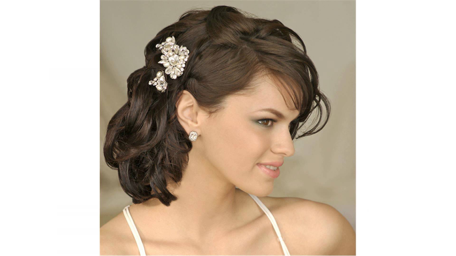 wedding hairstyles for short hair with flower